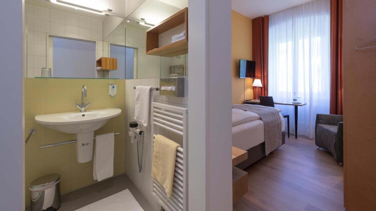 Hotel Fravi Andeer Luaran gambar